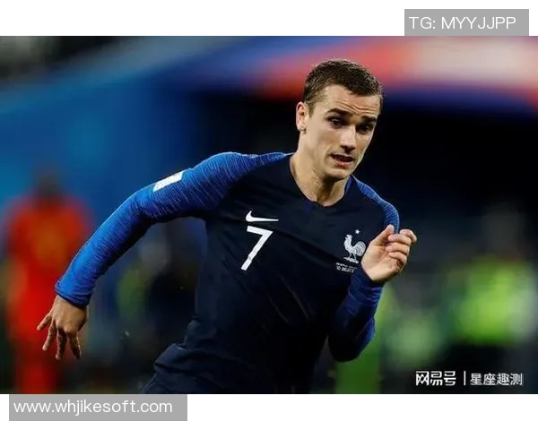 华人足球明星排行榜前十名揭晓谁将成为足球界的璀璨之星 华人足球明星排行榜前十名揭晓谁将成为足球界的璀璨之星