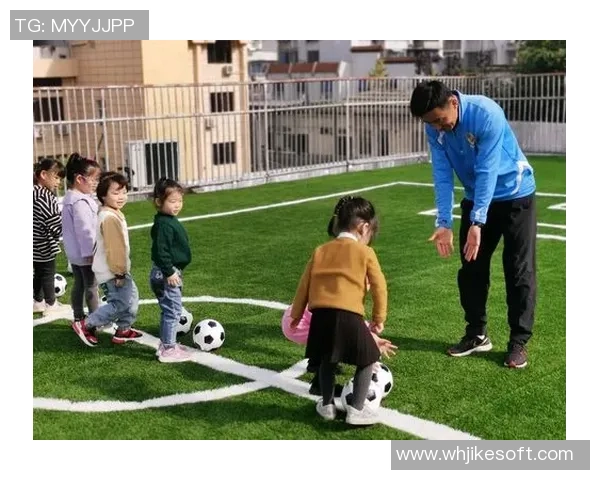 足球明星亲子时光婴儿手推车陪伴成长的幸福旅程 足球明星亲子时光婴儿手推车陪伴成长的幸福旅程